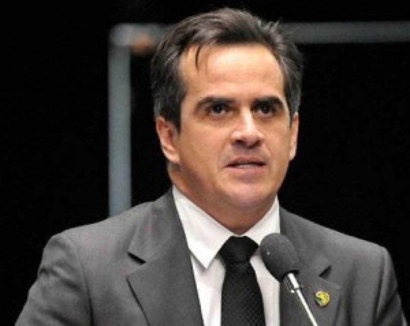 Senadores dobram gastos com funcionamento de gabinetes