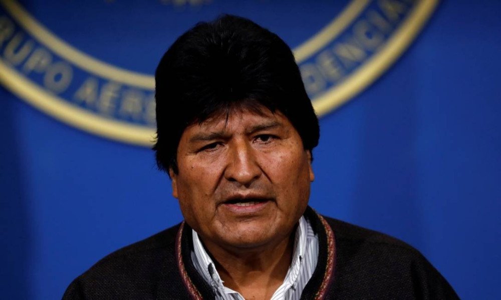 México oferece asilo para Evo Morales e acolhe mais de 20 integrantes do governo boliviano em La Paz