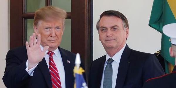 Bolsonaro nega mágoa com Trump após taxação na importação de aço e alumínio