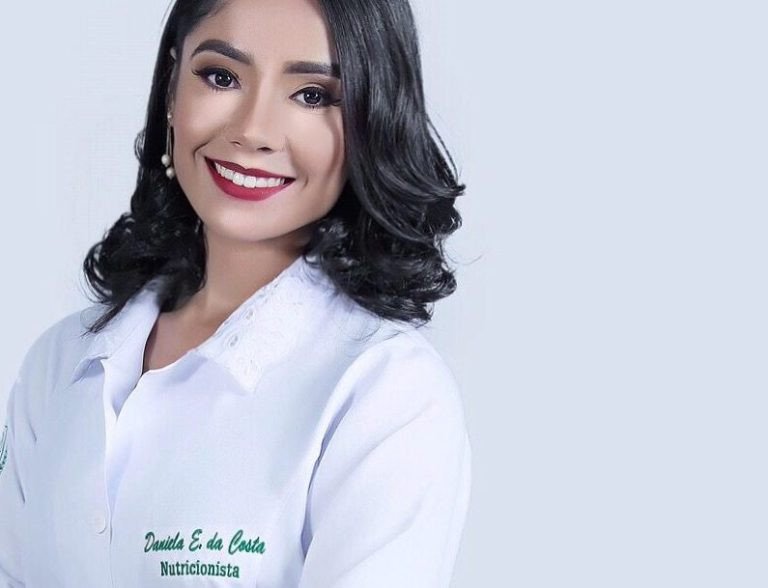 DANIELA COSTA FALA SOBRE ALIMENTAÇÃO SAUDÁVEL. CONFIRA!