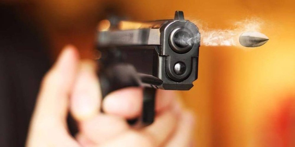 Irmãos são assassinados dentro de casa em Simões Filho