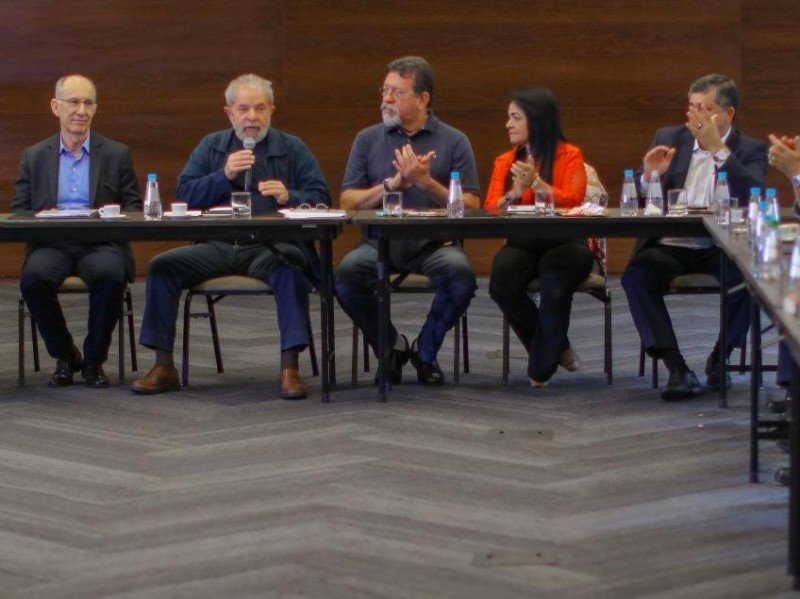 Divergências, cansaço e até Carnaval devem fazer PT adiar seu congresso