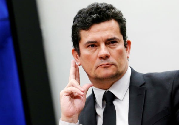 Moro diz a aliados que vai deixar governo se perder Segurança Pública