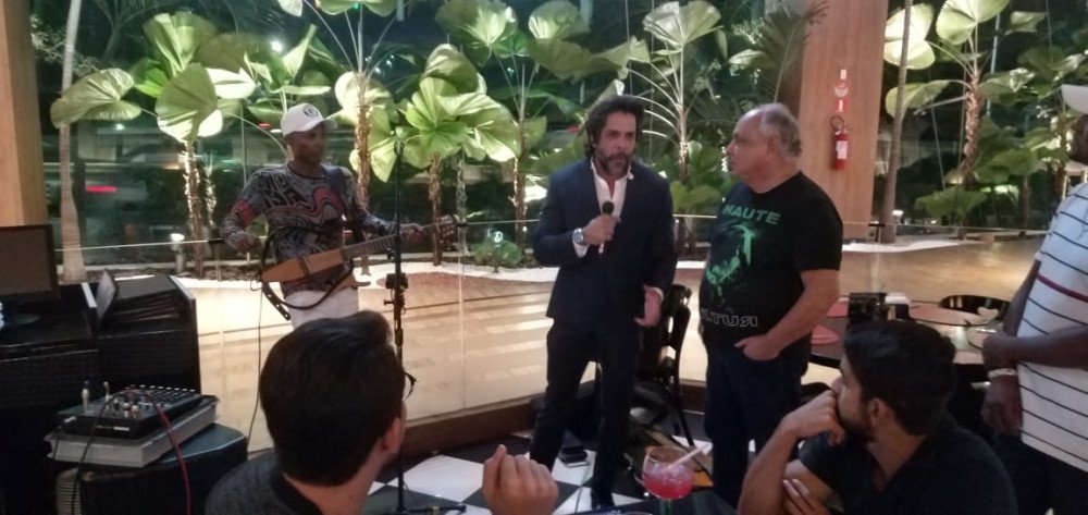 MARCUS VINICIUS REÚNE A IMPRENSA E CONVIDADOS PARA ANUNCIAR NOVIDADES DO REDUTO DO SAMBA PARA O CARNAVAL