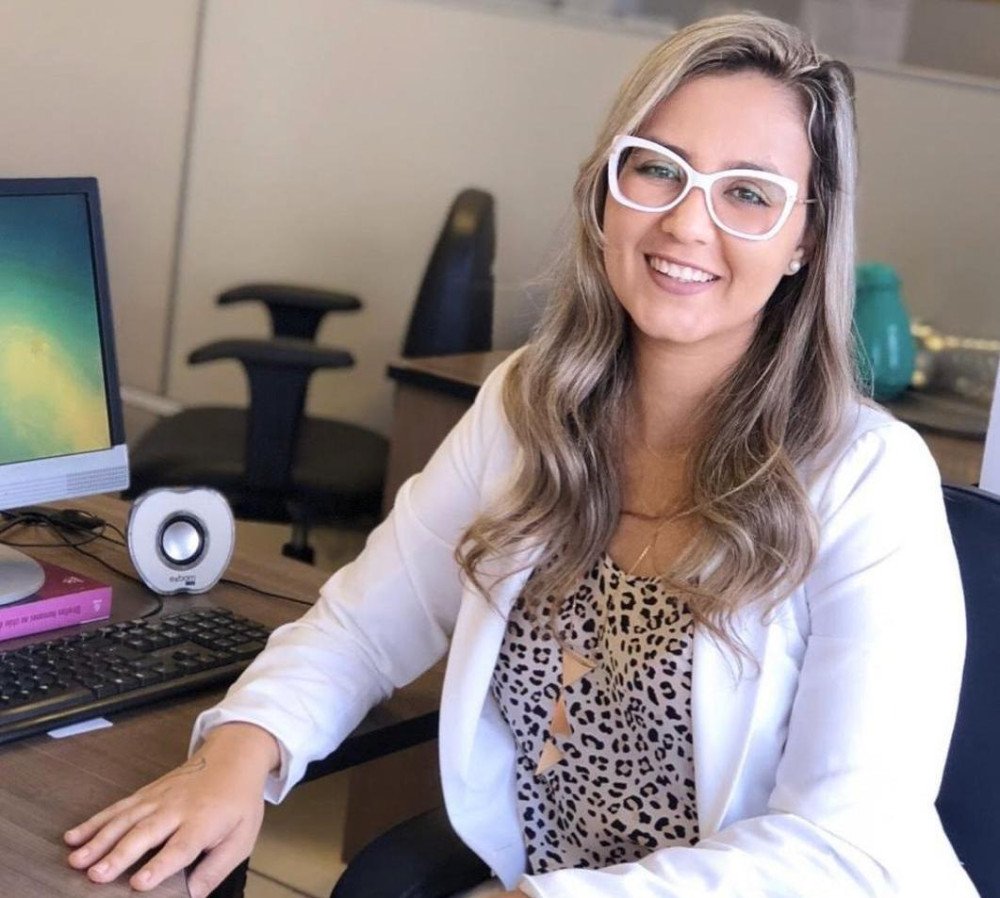 Pré Candidata Raiara Azevedo se destaca em Madre de Deus