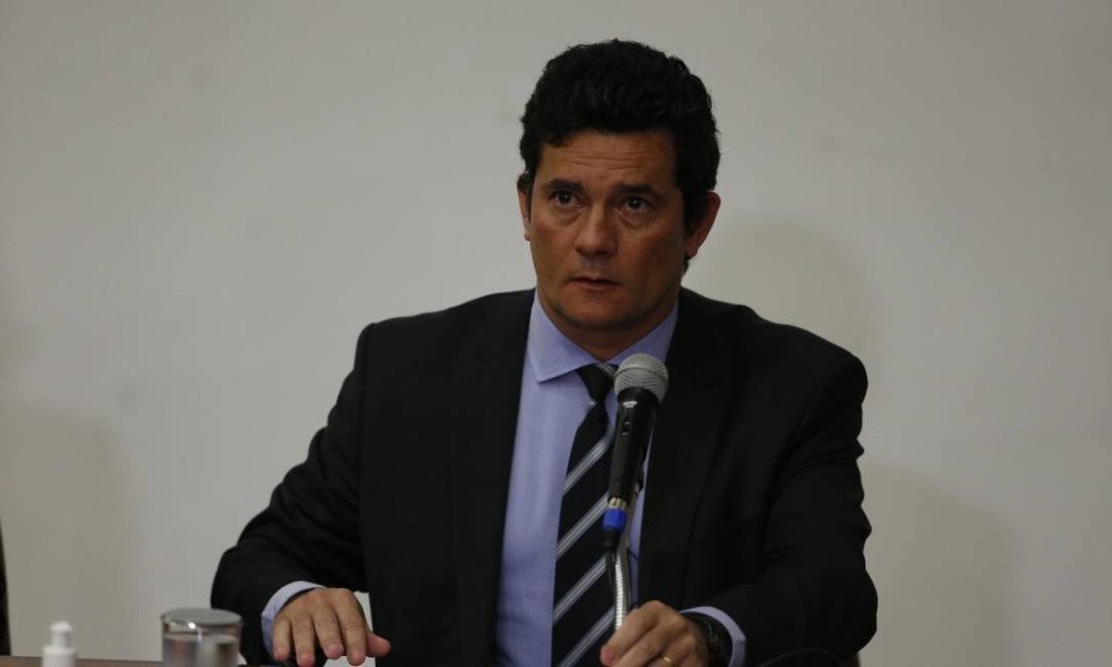Moro deixa o governo!