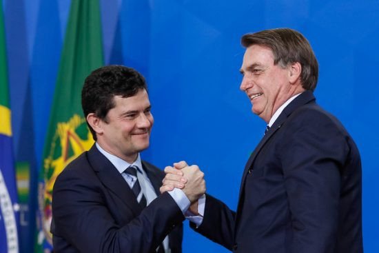 Moro condicionou troca de Valeixo a indicação para o STF, acusa Bolsonaro
