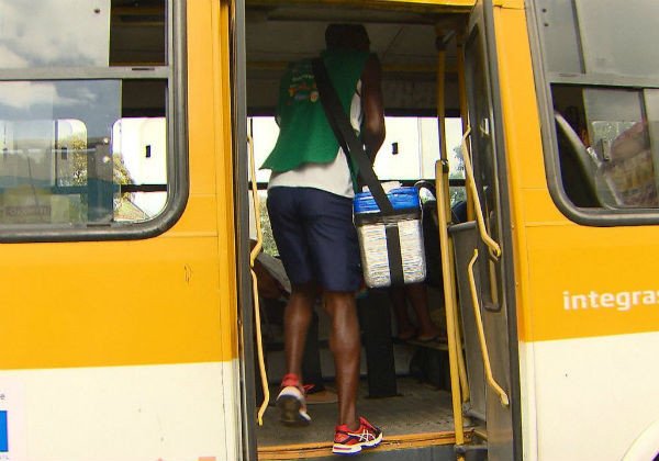 Rodoviários aprovam greve por tempo indeterminado