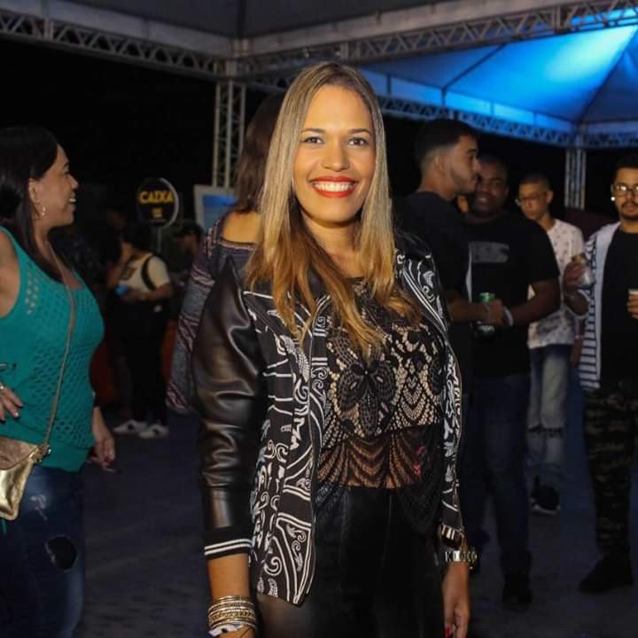 Nara Guimarães assume a Chefia de Gabinete da prefeitura de Candeias.