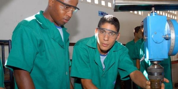 Secretaria da Educação do Estado abre 6.710 vagas do Pronatec para cursos on-line de qualificação profissional