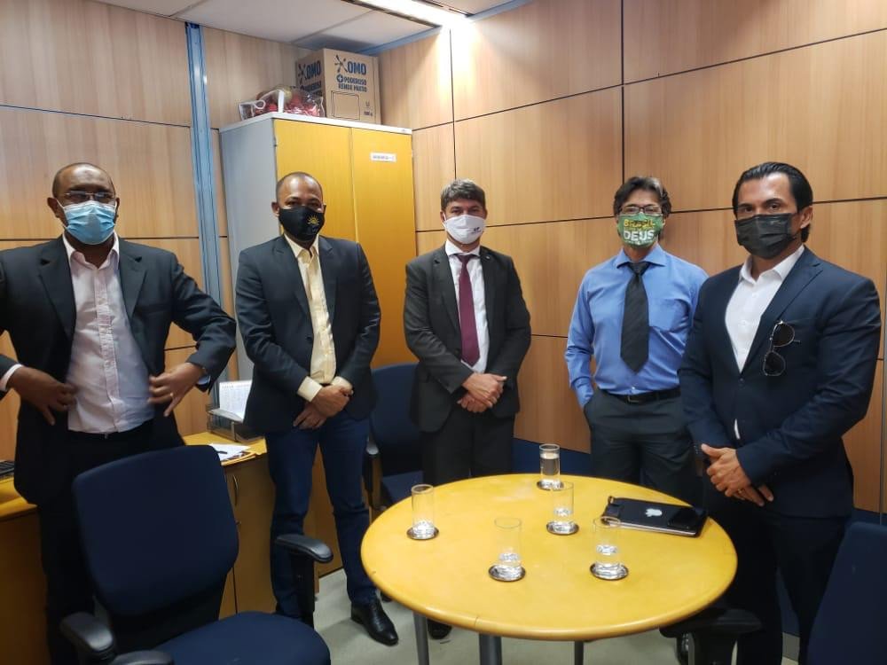 Prefeito de Madre de Deus vai à Brasília em busca de apoio para combate ao coronavírus