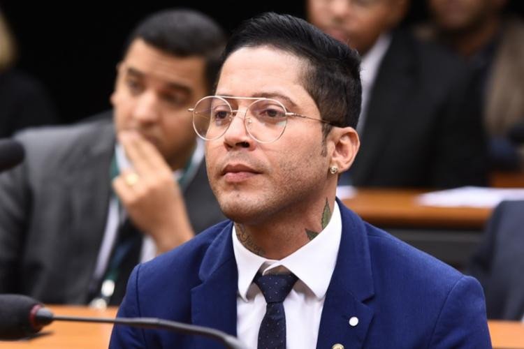 Deputado Igor Kannário prevê instalação de câmeras nos coletes dos policiais e em viaturas