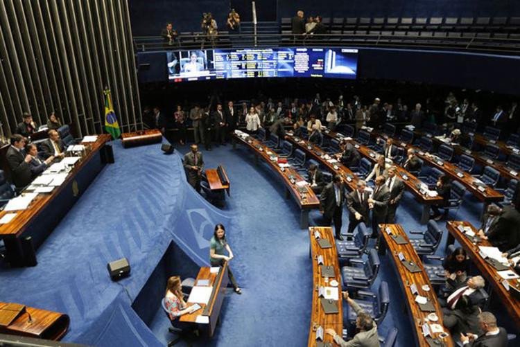 Alcolumbre impede buscas no gabinete de Serra no Senado