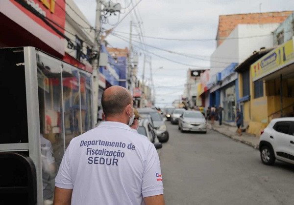 RMS: Lauro de Freitas intensifica fiscalização em estabelecimentos que reabrem nesta segunda (27)