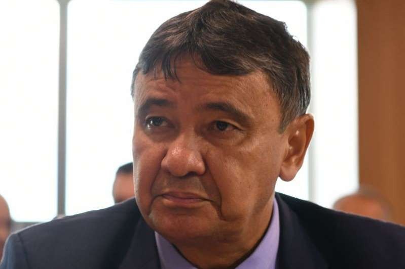 Governador do Piauí é alvo de ação da PF por desvio de R$ 50 mi do Fundeb