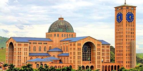 Santuário Nacional de Aparecida é reaberto após quatro meses