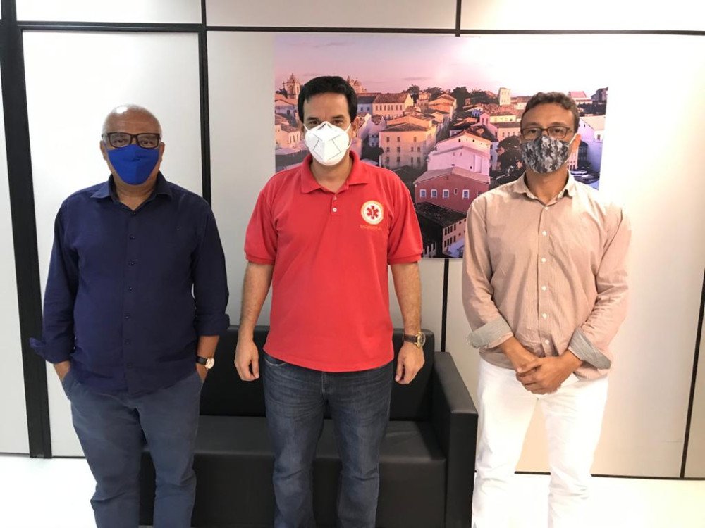 Representando a Embasa, Gilmar Santiago e SMS debatem Marco Regulatório do Saneamento