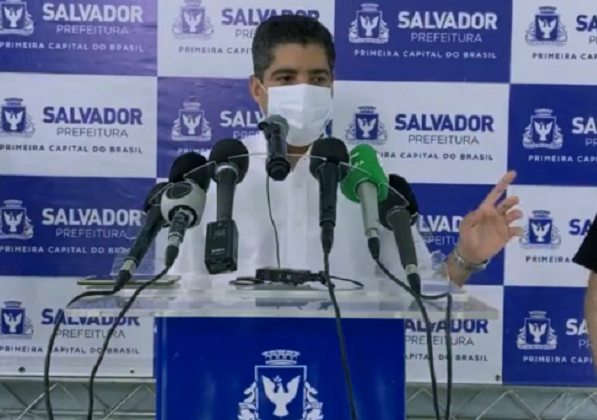 ACM Neto pretende lançar protocolos para reabertura de bares e restaurantes na segunda-feira