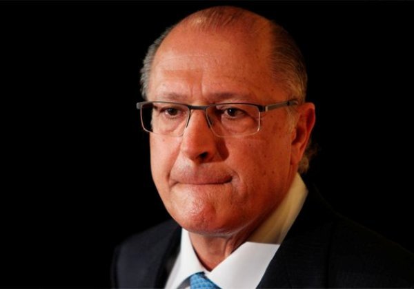 Justiça bloqueia R$ 11,3 milhões de Alckmin em inquérito sobre caixa 2