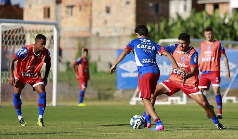 Com time titular definido, Bahia enfrenta o Moto Club, neste sábado