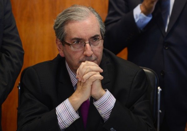 Cunha põe Temer em reunião sobre cargos do PMDB na Petrobras
