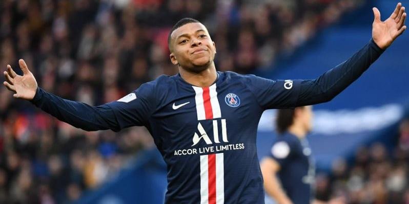 Mbappé testa positivo para COVID-19 e é cortado da Seleção Francesa
