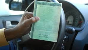 Donos de veículos com placas de final 9 e 0 ainda podem pagar o IPVA no prazo