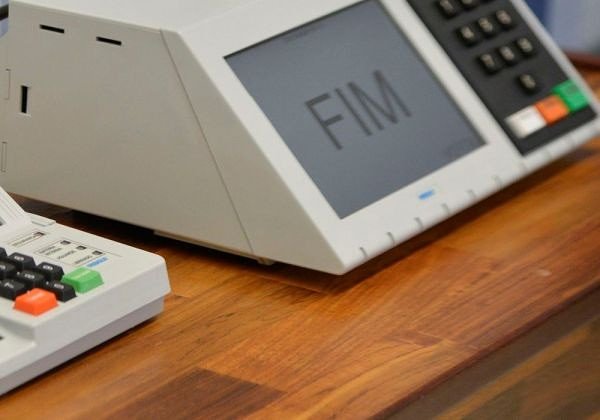 Termina nesta segunda-feira o prazo para substituir candidatos