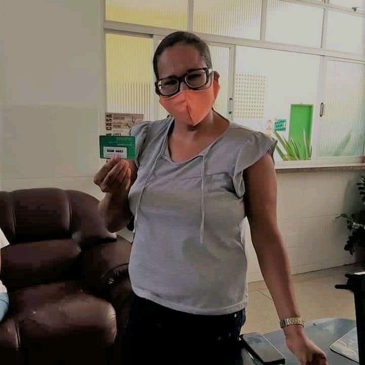 Dr.Pitágoras anuncia antecipação do pagamento do vale-alimentação estudantil.