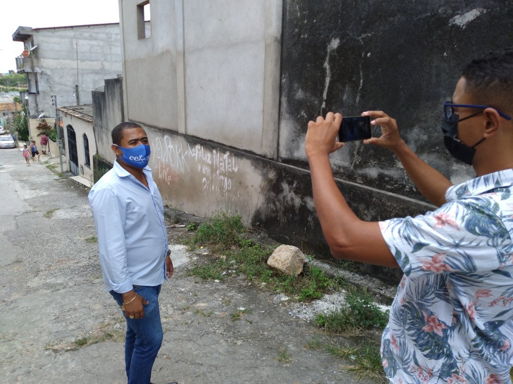 Candeias: Vereador pede realocação de poste e ê atendido pela prefeitura