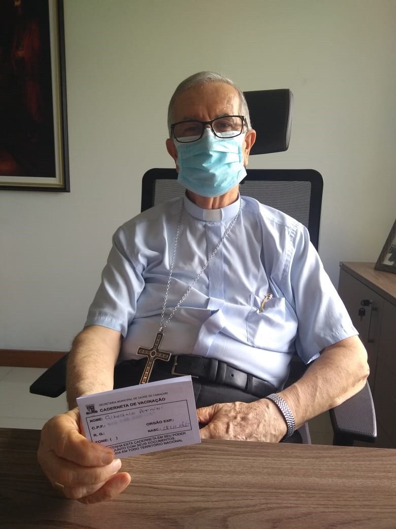 Dom João Carlos Petrini recebeu a primeira dose da vacina em prevenção ao coronavírus