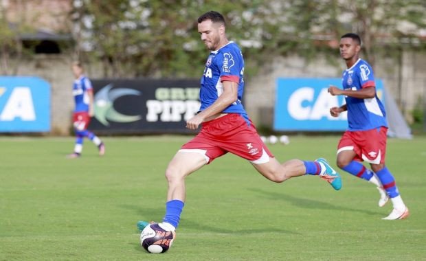 Com treino tático, Bahia fecha preparação para jogo em Feira