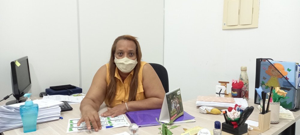 Candeias: Rede Municipal de Ensino concluirá ano letivo de 2021 de forma remota e digital; afirma secretária