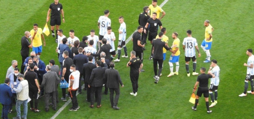 Anvisa e PF interrompem partida entre Brasil e Argentina por descumprimento de protocolos sanitários