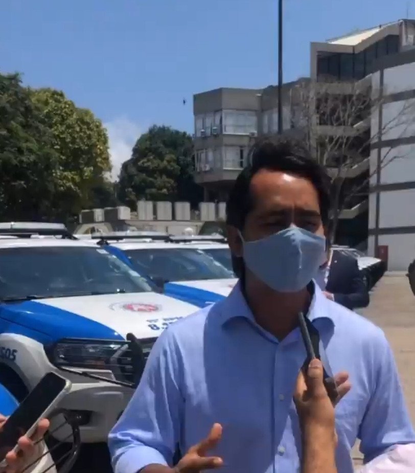 Dr.Pitágoras recebe novas viaturas para Candeias; e informa que veículos serão blindados!