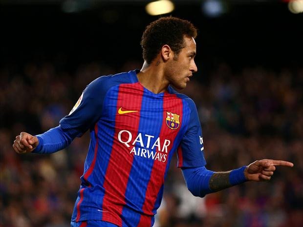 Em jogo histórico, Neymar brilha, Barça goleia o PSG e avança na Liga