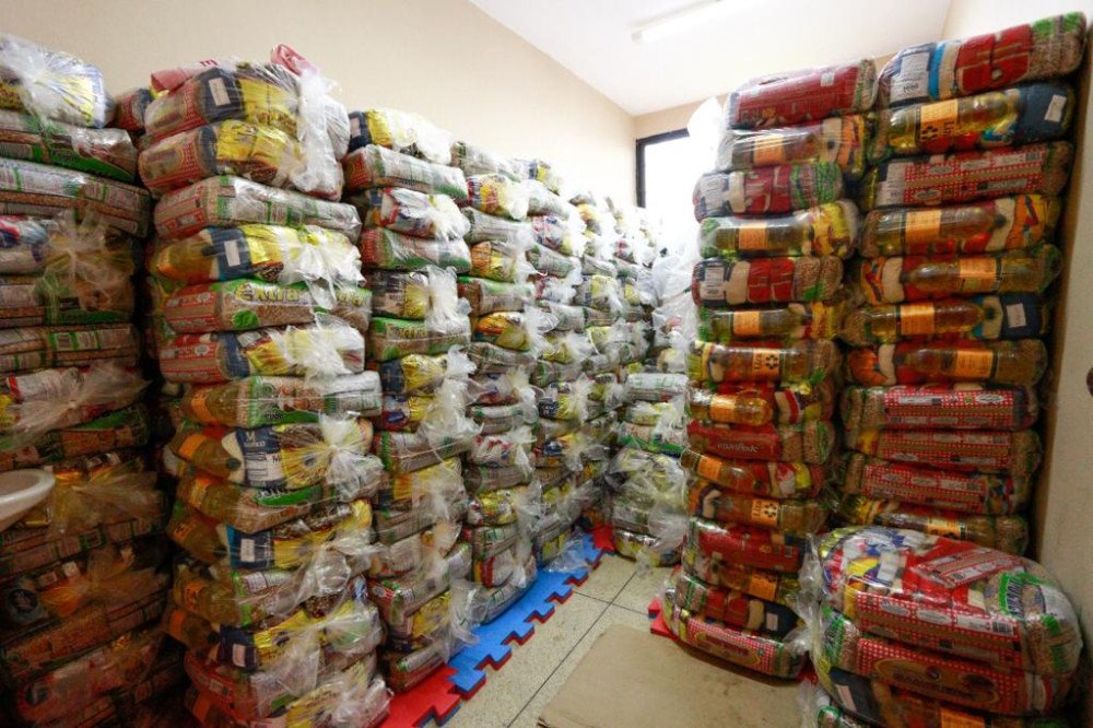 *Acelen celebra parceria com a Prefeitura de Candeias realizando a entrega de 667 cestas básicas