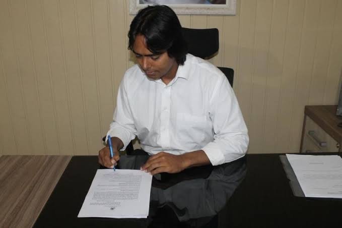 Candeias: Prefeito Dr. Pitágoras antecipa salário e décimo terceiro em homenagem ao dia do Servidor