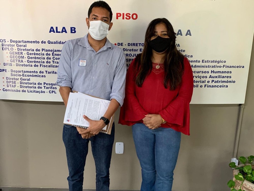 Candeias: Vice-prefeita e secretário de Transportes se reúnem com AGERBA para debater o péssimo serviço prestado pela empresa VSA no Município