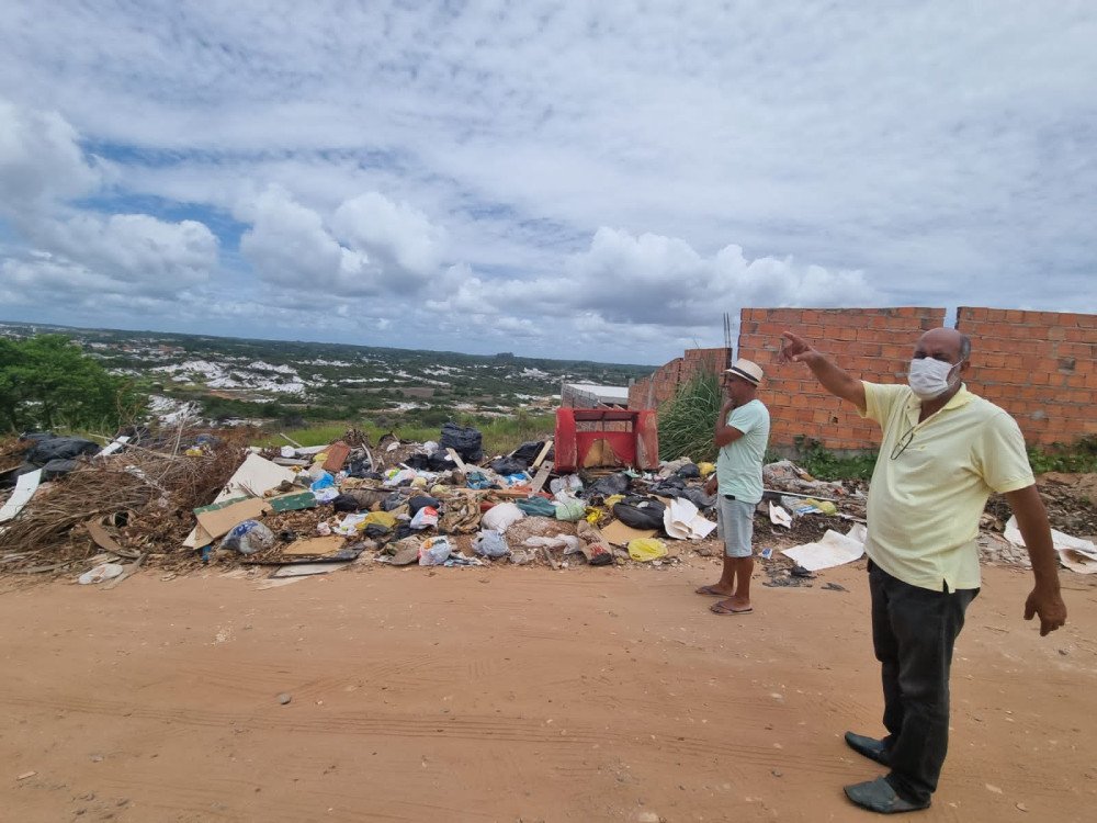 Bira Corôa denuncia abandono e descaso da prefeitura de Camaçari com a localidade de Jauá