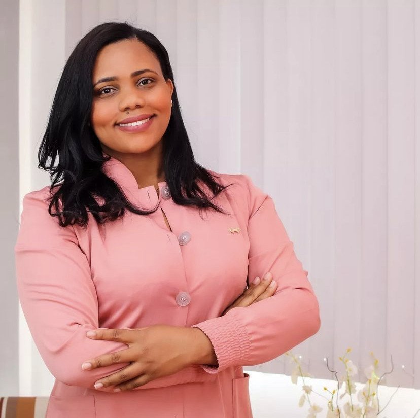 Drª. Claudia Nogueira introduz Núcleo de Fisioterapia na Clínica Medical Center