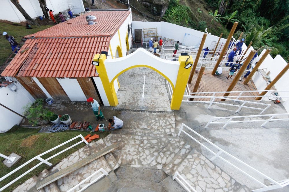 Missas e inauguração da Fonte dos Milagres celebram o dia de Nossa Senhora das Candeias