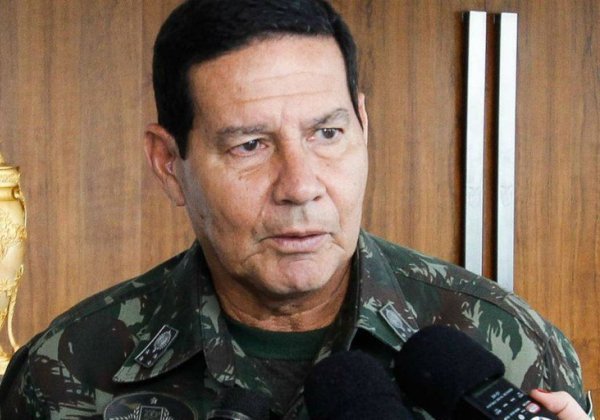 Mourão diz que ‘Brasil não está neutro’ e que respeita a soberania da Ucrânia
