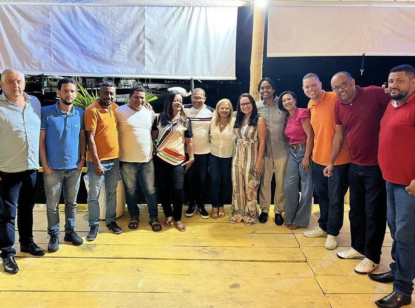 Candeias: Soraia Cabral tem encontro com vereadores; que endossam apoio à sua pré-candidatura