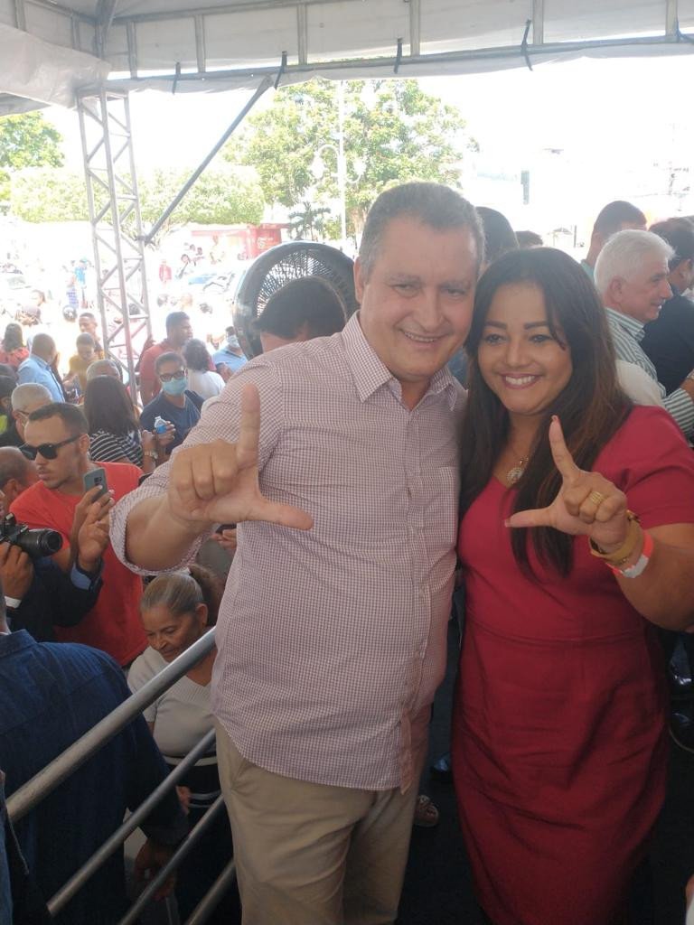 Ao Lado de Marivalda, Rui Costa anuncia ida a Candeias para entrega de obras e novos investimentos.