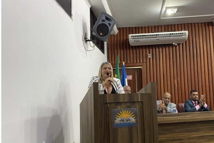 Madre de Deus: Mirlene Dourado é eleita presidente da Câmara para o próximo biênio