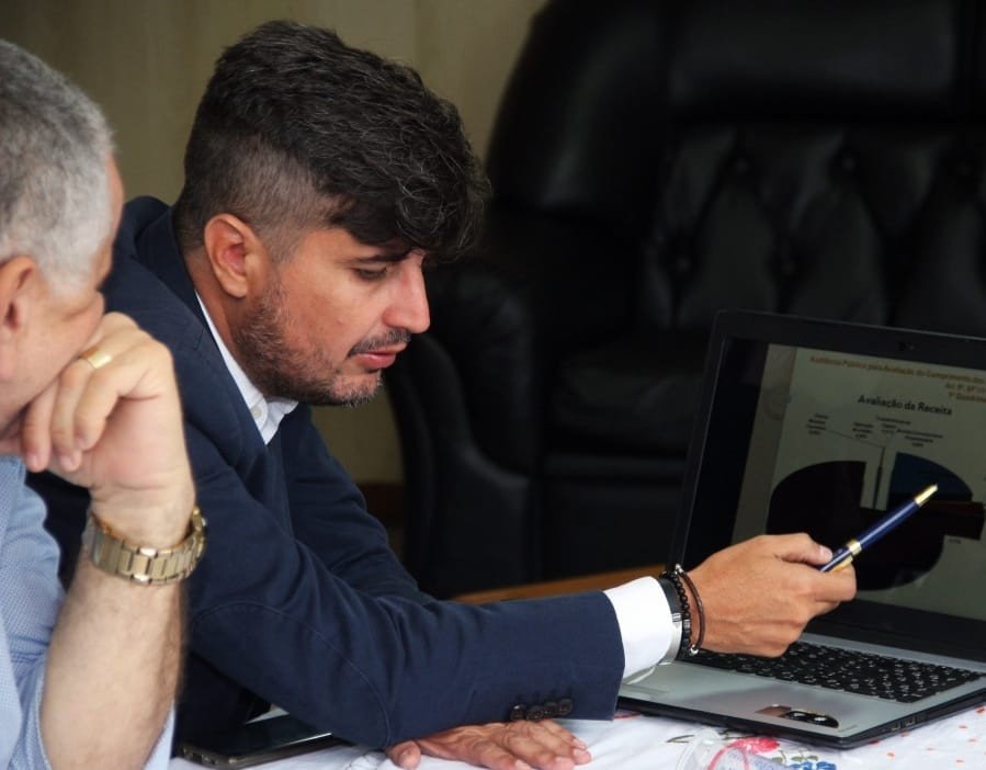 Economia: Secretário Camilo Pinto diz que Candeias perderá R$ 54 milhões de reais com projeto aprovado de redução do ICMS;Educação e Saúde serão áreas mais afetadas