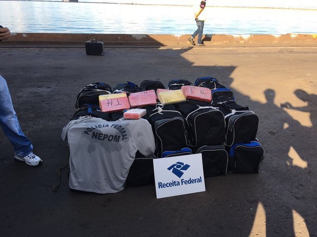 Receita Federal apreende 560 kg de cocaína no porto de Salvador
