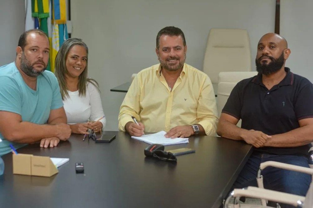 Madre de Deus: Em sanção do novo piso salarial, Prefeito Dailton Filho ressalta a importância dos agentes de Saúde e Endemias no Município
