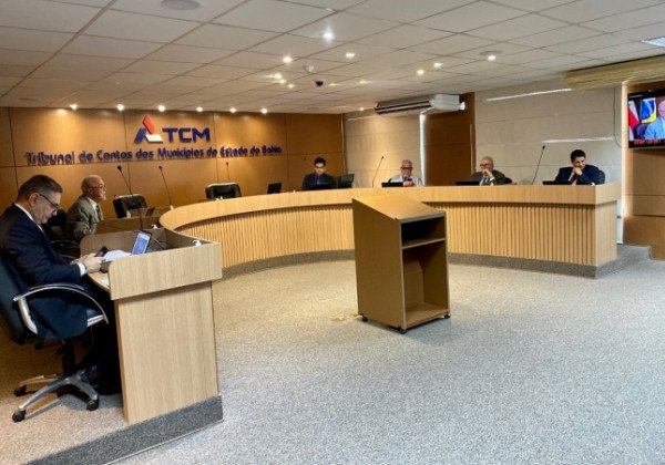 TCM multa prefeitura por irregularidades na compra de peças para veículos